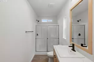 1560 Monroe St, North Bend, OR 97459 - Photo 30