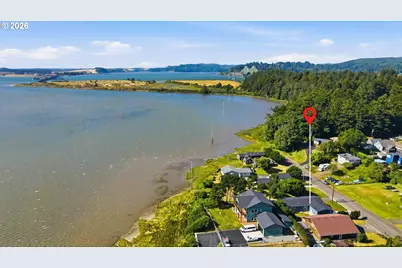 1560 Monroe St, North Bend, OR 97459 - Photo 42