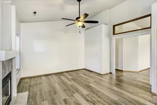 1252 NE 22nd Ave, Hillsboro, OR 97124 - Photo 14