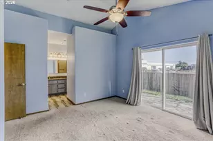 1252 NE 22nd Ave, Hillsboro, OR 97124 - Photo 16