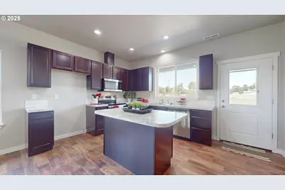 821 SE 9th Dr, Hermiston, OR 97838 - Photo 8