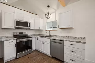 450 16th Ave, Longview, WA 98632 - Photo 8