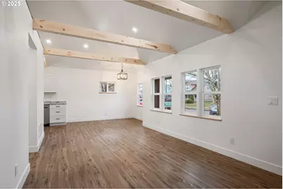 450 16th Ave, Longview, WA 98632 - Photo 6