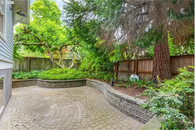 1221 SE Rex St, Portland, OR 97202 - Photo 40