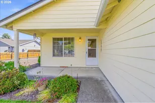 110 Ivy Ln, Saint Helens, OR 97051 - Photo 2