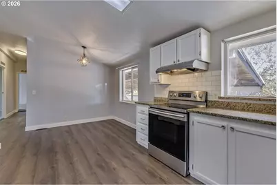 1949 SE Palmquist Rd #64, Gresham, OR 97080 - Photo 12