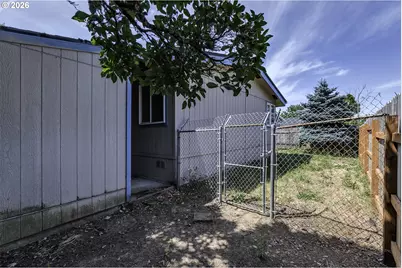 1949 SE Palmquist Rd #64, Gresham, OR 97080 - Photo 28