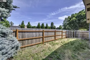 1949 SE Palmquist Rd, Gresham, OR 97080 - Photo 30