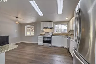 1949 SE Palmquist Rd #64, Gresham, OR 97080 - Photo 10
