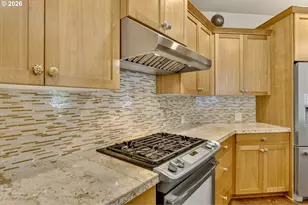 9129 SW W Haven Dr, Portland, OR 97225 - Photo 20