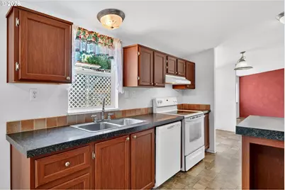 14955 S Blue Vista Dr #246, Oregon City, OR 97045 - Photo 10