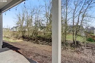 215 Walnut St, Mount Angel, OR 97362 - Photo 30