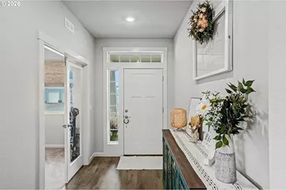 215 Walnut St, Mount Angel, OR 97362 - Photo 6