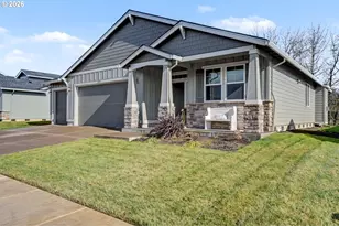 215 Walnut St, Mount Angel, OR 97362 - Photo 4