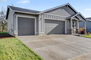 215 Walnut St, Mount Angel, OR 97362 - Photo 2