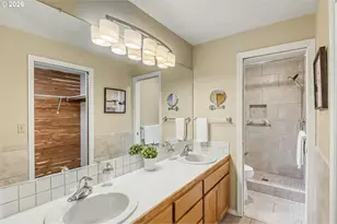 15646 NE Tillamook St, Portland, OR 97230 - Photo 20
