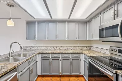 12316 SE 104th Ct, Happy Valley, OR 97086 - Photo 10