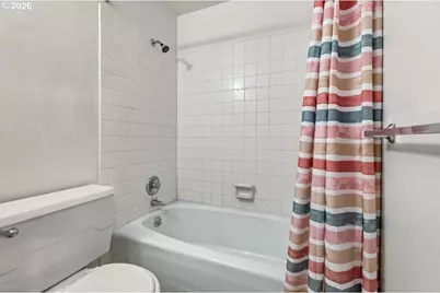 7080 SW Royal Oak Ct, Portland, OR 97223 - Photo 16