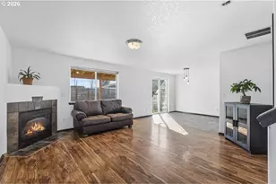 319 Berkley Ave, Molalla, OR 97038 - Photo 2