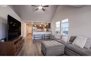 328 9th Ave, Sweet Home, OR 97386 - Photo 12