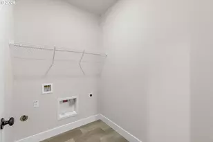 3075 Olympic St, Woodburn, OR 97071 - Photo 22