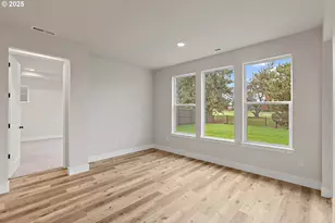 3075 Olympic St, Woodburn, OR 97071 - Photo 24