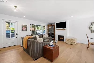 5840 SW Burma Rd, Lake Oswego, OR 97035 - Photo 4