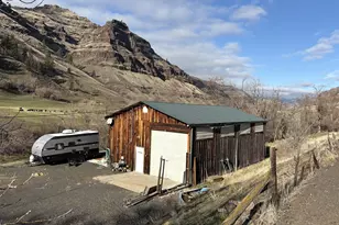 79090 Lower Imnaha River Rd, Imnaha, OR 97842 - Photo 26