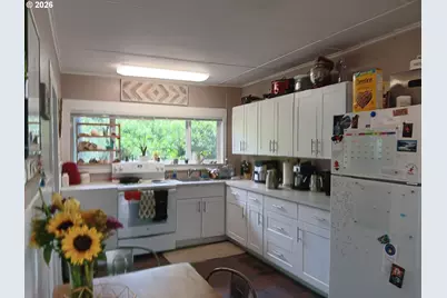 213 NW Cliff St NW, Newport, OR 97365 - Photo 10