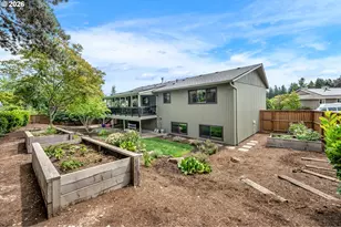 2418 Saddle Ct, West Linn, OR 97068 - Photo 32