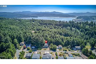 1825 NW Cedarcrest Pl, Waldport, OR 97394 - Photo 34