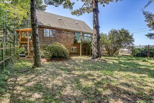 1825 NW Cedarcrest Pl, Waldport, OR 97394 - Photo 6
