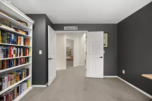8125 SW Kingfisher Way, Portland, OR 97224 - Photo 34
