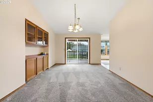 419 SW Day Ct, Gresham, OR 97080 - Photo 20