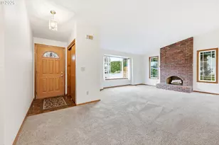 419 SW Day Ct, Gresham, OR 97080 - Photo 16