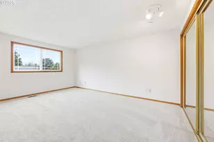 419 SW Day Ct, Gresham, OR 97080 - Photo 22