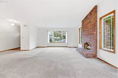 419 SW Day Ct, Gresham, OR 97080 - Photo 18
