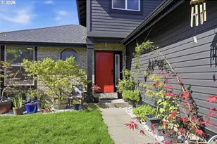 2076 Assumption St, Eugene, OR 97402 - Photo 2