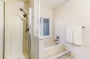 100 SW 195th Ave, Beaverton, OR 97006 - Photo 24