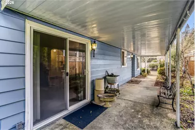 100 SW 195th Ave #4, Beaverton, OR 97006 - Photo 2