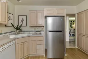 1941 SW Market St Dr, Portland, OR 97201 - Photo 20