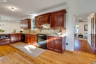 7301 NE Shaleen St, Hillsboro, OR 97124 - Photo 4