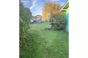 684 E 10th St, Coquille, OR 97423 - Photo 20