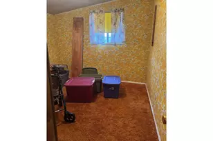 684 E 10th St, Coquille, OR 97423 - Photo 12