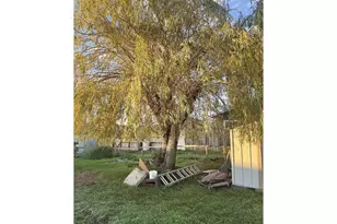 684 E 10th St, Coquille, OR 97423 - Photo 14