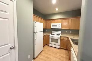 16097 SW Holland Ln, Sherwood, OR 97140 - Photo 10