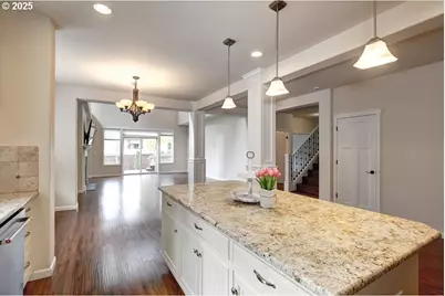 17647 Hardenbrook Ave, Sandy, OR 97055 - Photo 16