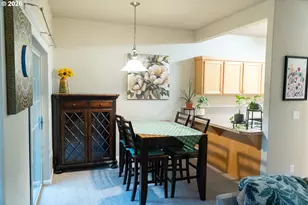 2092 SW Thomas Pl, Gresham, OR 97080 - Photo 8