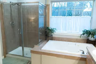 2092 SW Thomas Pl, Gresham, OR 97080 - Photo 20