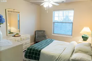 2092 SW Thomas Pl, Gresham, OR 97080 - Photo 14